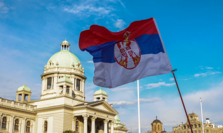 ЕК отрича финансиране за Сърбия да е спряно